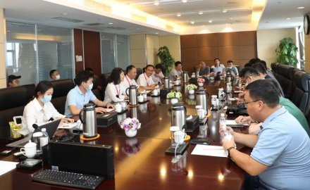 “走在前、開(kāi)新局”行進(jìn)式主題采訪(fǎng)活動(dòng)走進(jìn)軟控